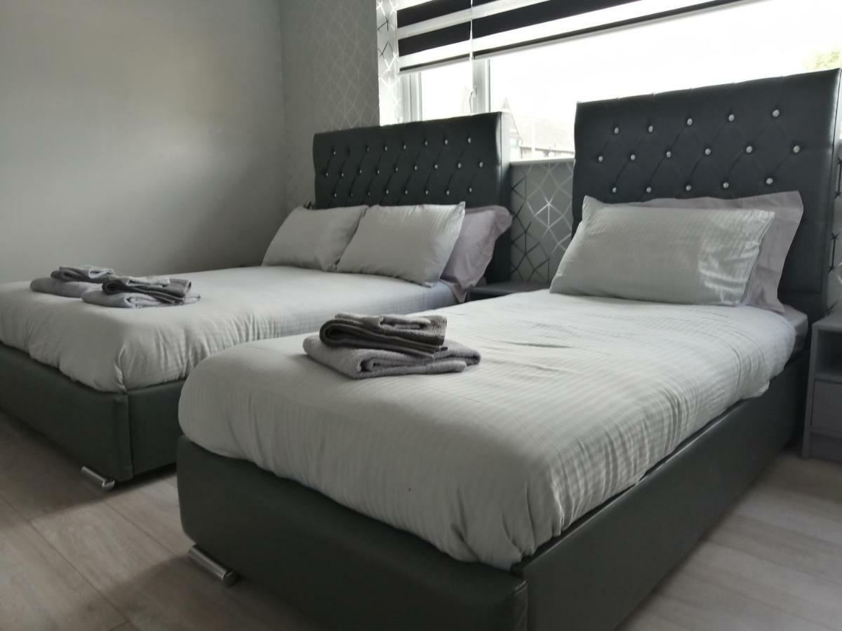 Encore Rooms 스컨소프 외부 사진